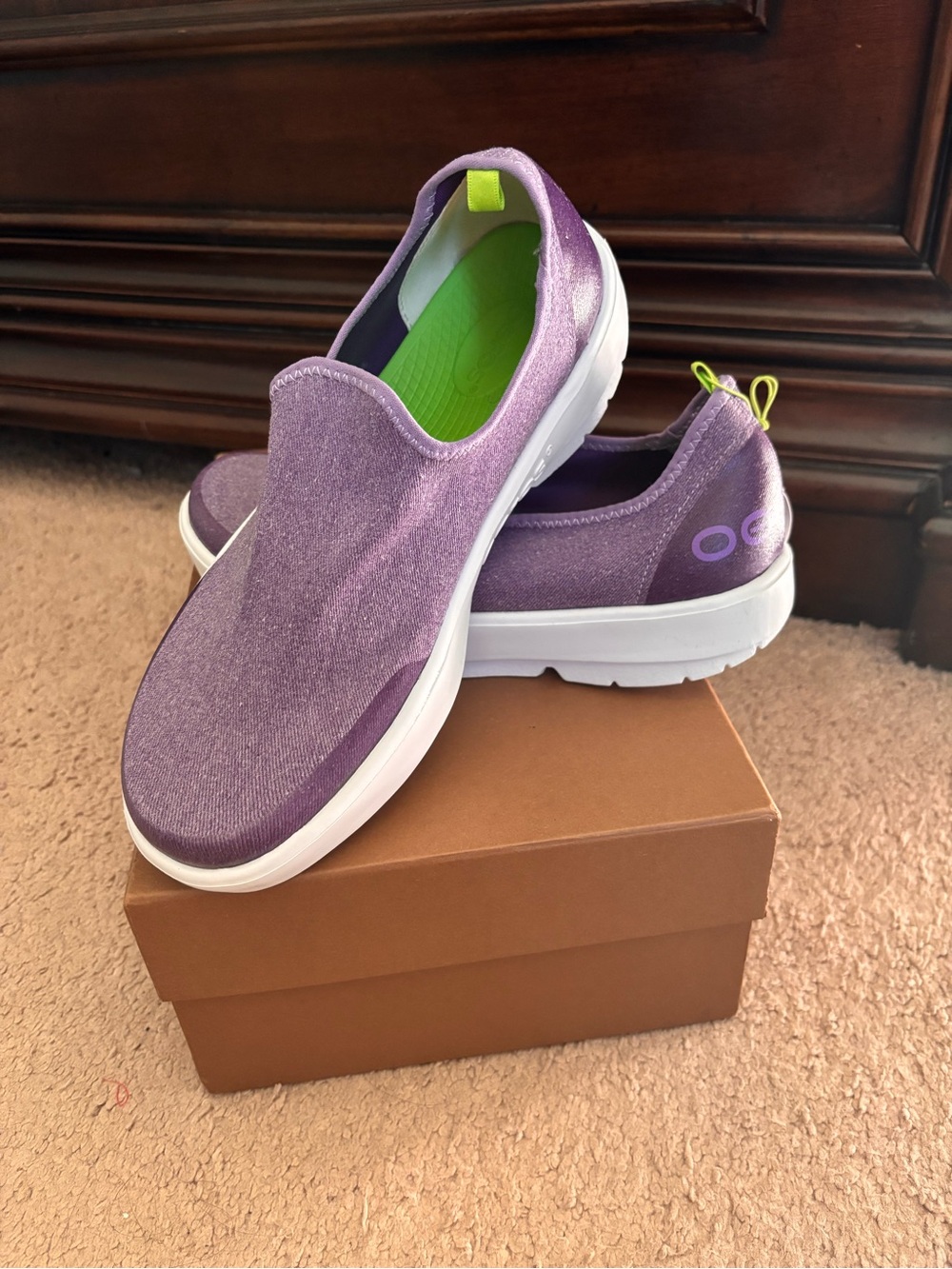 OOFOS Purple Slip-On Shoe with Lime Accents